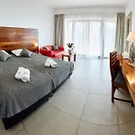 M Club Отель 4*